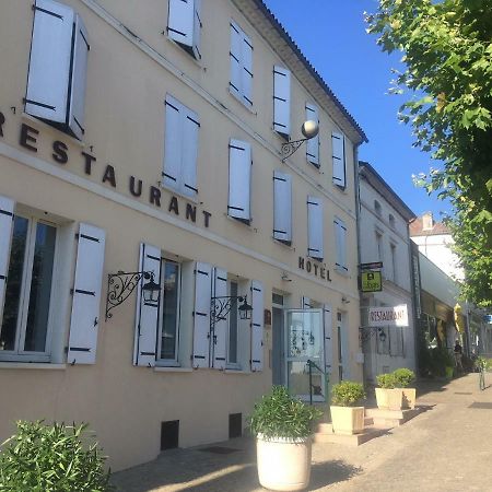Hôtel Restaurant La Boule d'Or Barbezieux-Saint-Hilaire Exterior foto